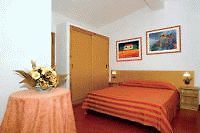 Villaggio Camping Dell'Isola Salernes Extérieur photo